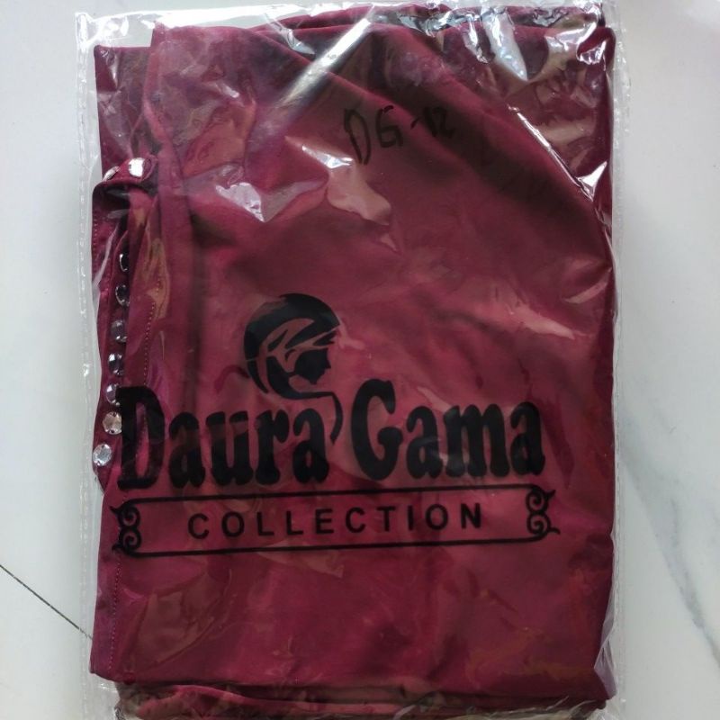 HIJAB INSTAN DG-12 BERGO FATIMAH BY DAURA GAMA-Maroon