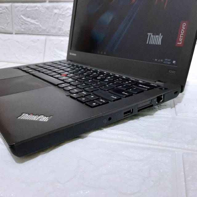 LENOVO THINKPAD X240 i5 Gen 4th RAM 4GB TERLARIS