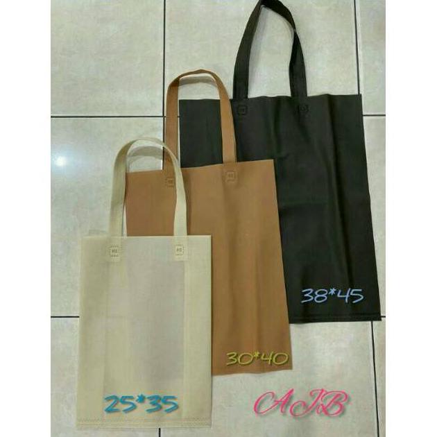

(Lusinan= 12 Pcs) Goodie Bag 38X45X10 - Tas Kain - Spundbond (12 Pcs)