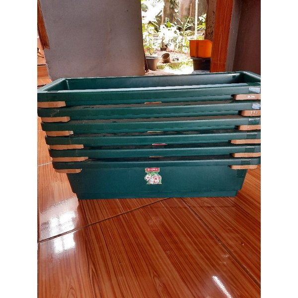 POT PLASTIK PANJANG MERK LION STAR 56 CM X20 CM