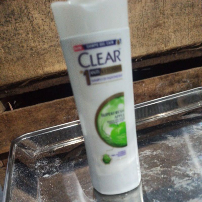 CLEAR SHAMPO 70 ML BOTOL