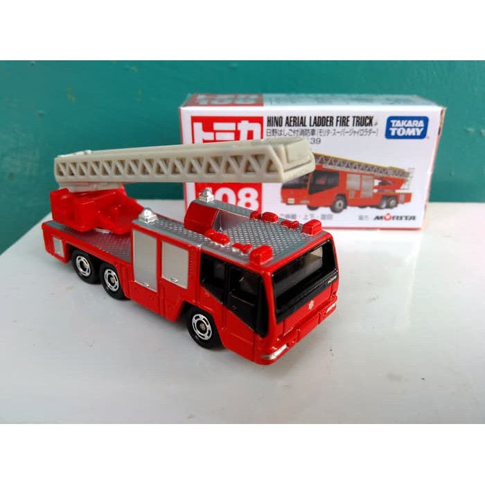 Tomica Truk Hino Aerial Ladder Fire Truck Tomica Reguler No 108 Diecast Truk Takara tomy murah