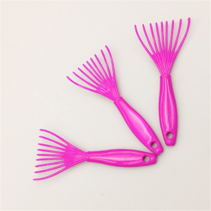 Sisir Pembersih Rambut Bahan Plastik