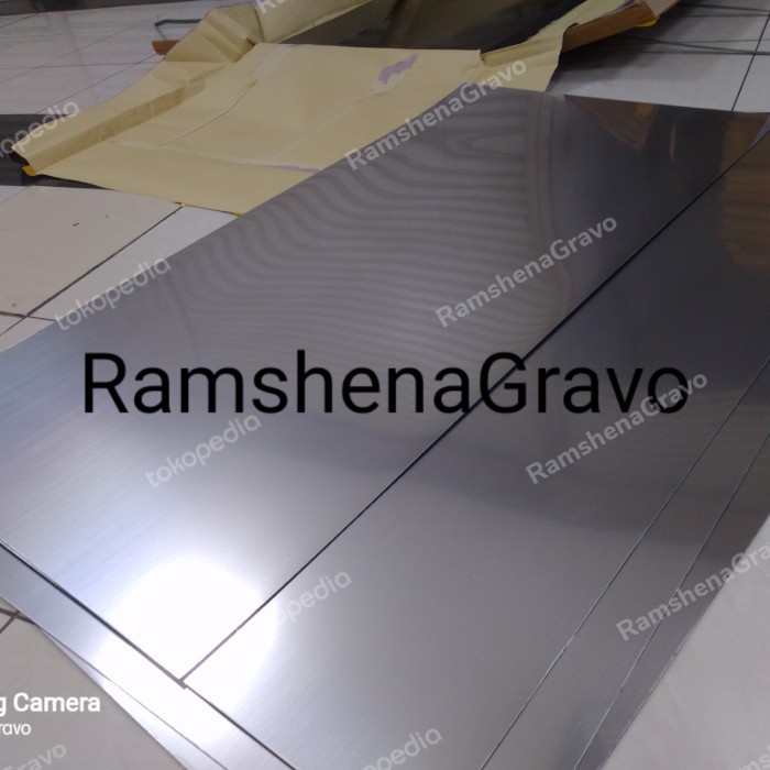 

Jual Gravo/Bahan Name Tag/Gravoply Laser/Silver Hairline/60X120Cm Tebal 1.5 Limited