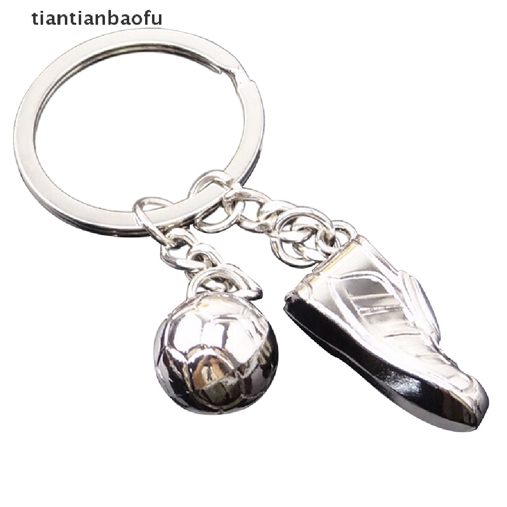 Gantungan Kunci Bentuk Sepatu Sepak Bola 3D Bahan Metal