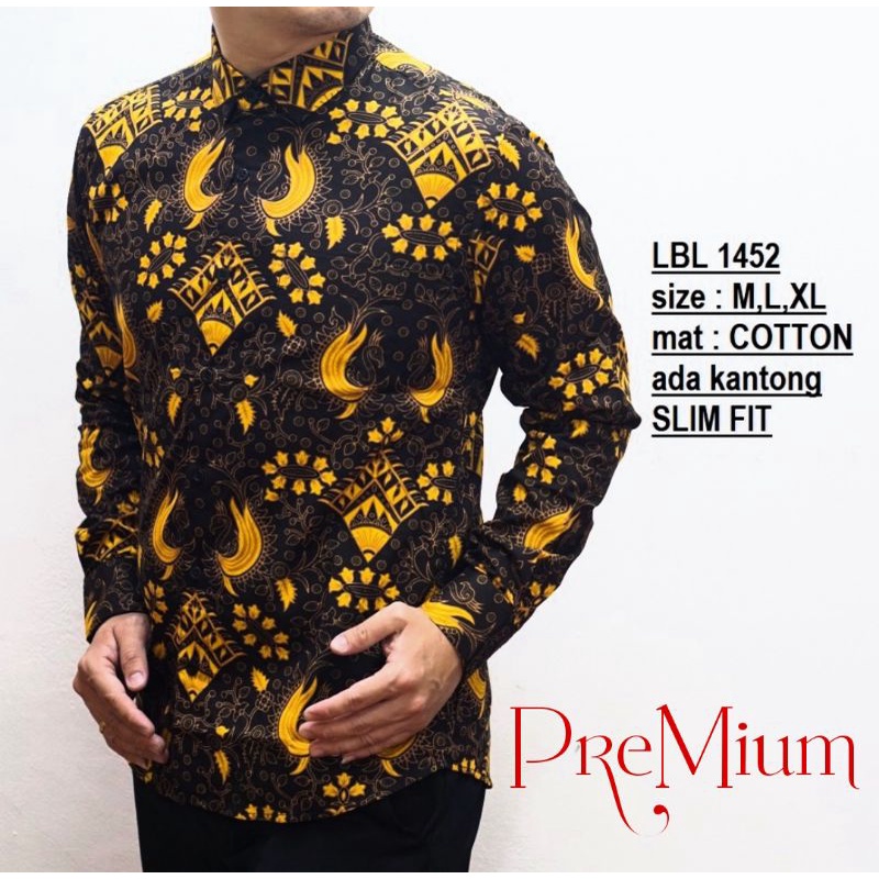 Baju Batik Pria Kemeja Batik Slimfit Lengan Panjang Katun Hitam-LBL1452 Gold