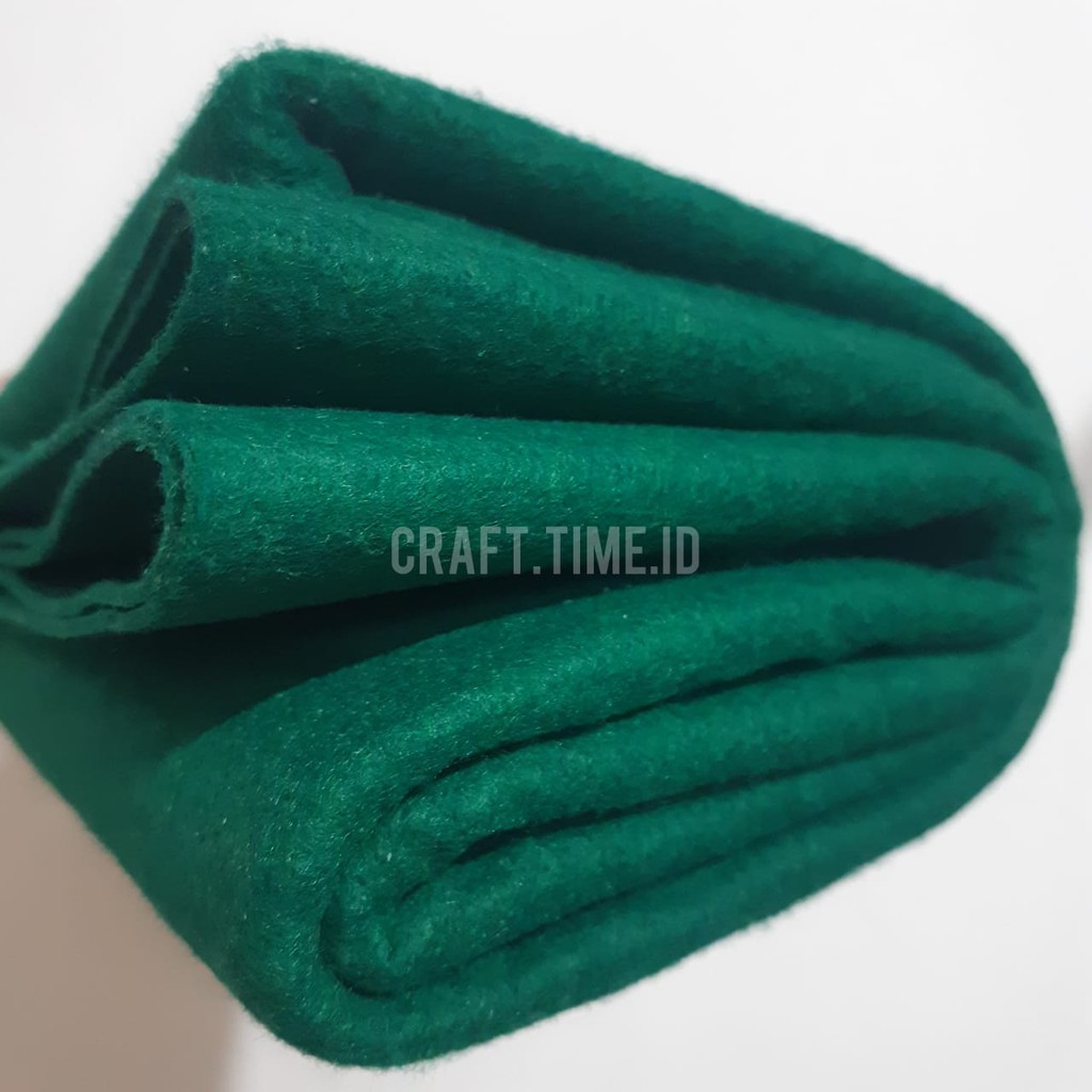KAIN FLANEL / FELT IMPOR TEBAL 1 METER-GREEN