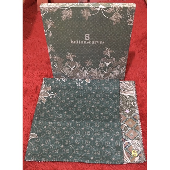 PRELOVED BUTTONSCARVES Maharani Series Voal Square Green