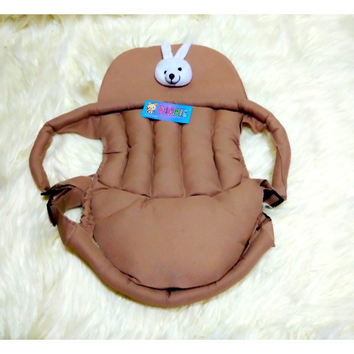 Gendongan Bayi Depan Boneka