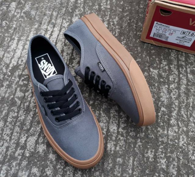 READY STOCK  PREMIUM BNIB  MADE IN CHINA  WAFFLE ICC VANS AUTHENTIC GREY/GUM  SIZE : 39/40/41/42/43