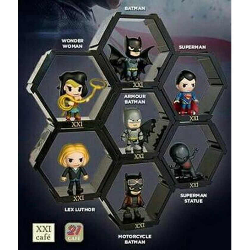 [mainan-hobi] Batman vs Superman action figure hexagon cinema XXI