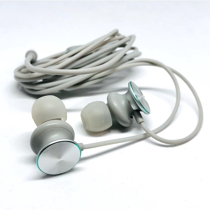 Sporty Deep Bass Headset Good Build Quality Earphone With Microphone