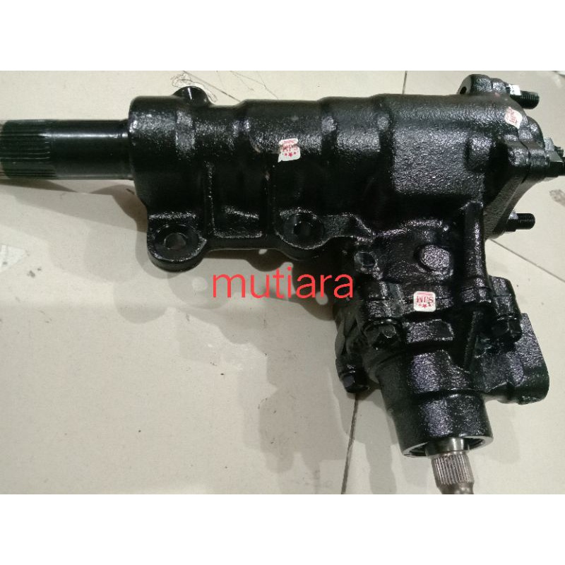 gear box  Isuzu panther 2.5
