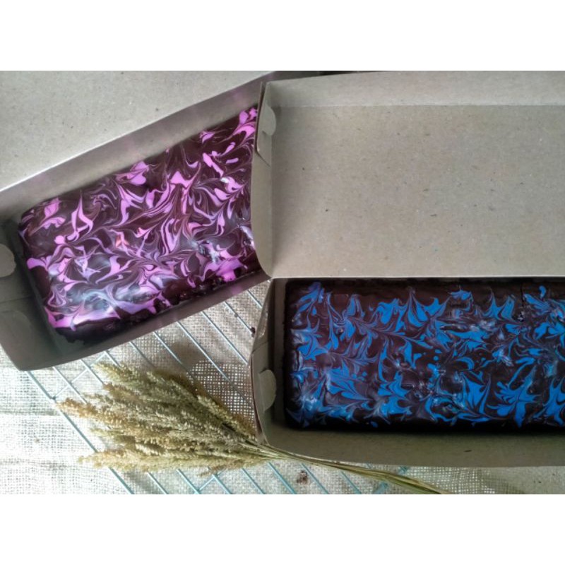 

BROWNIES COKLAT MARBLE/BROWNIES KUKUS MARBEL