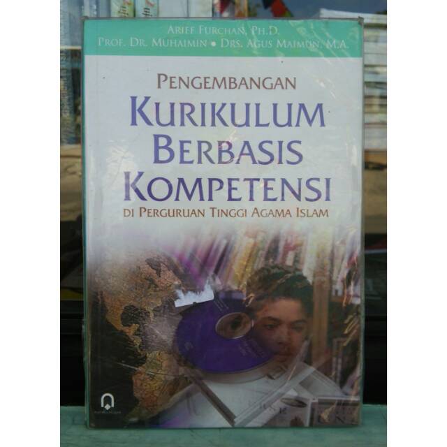 PENGEMBANGAN KURIKULUM BERBASIS KOMPETENSI