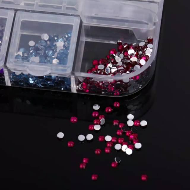 Rhinestone set 12 warna / dekorasi nail art / 3600pcs uk 1.5mm