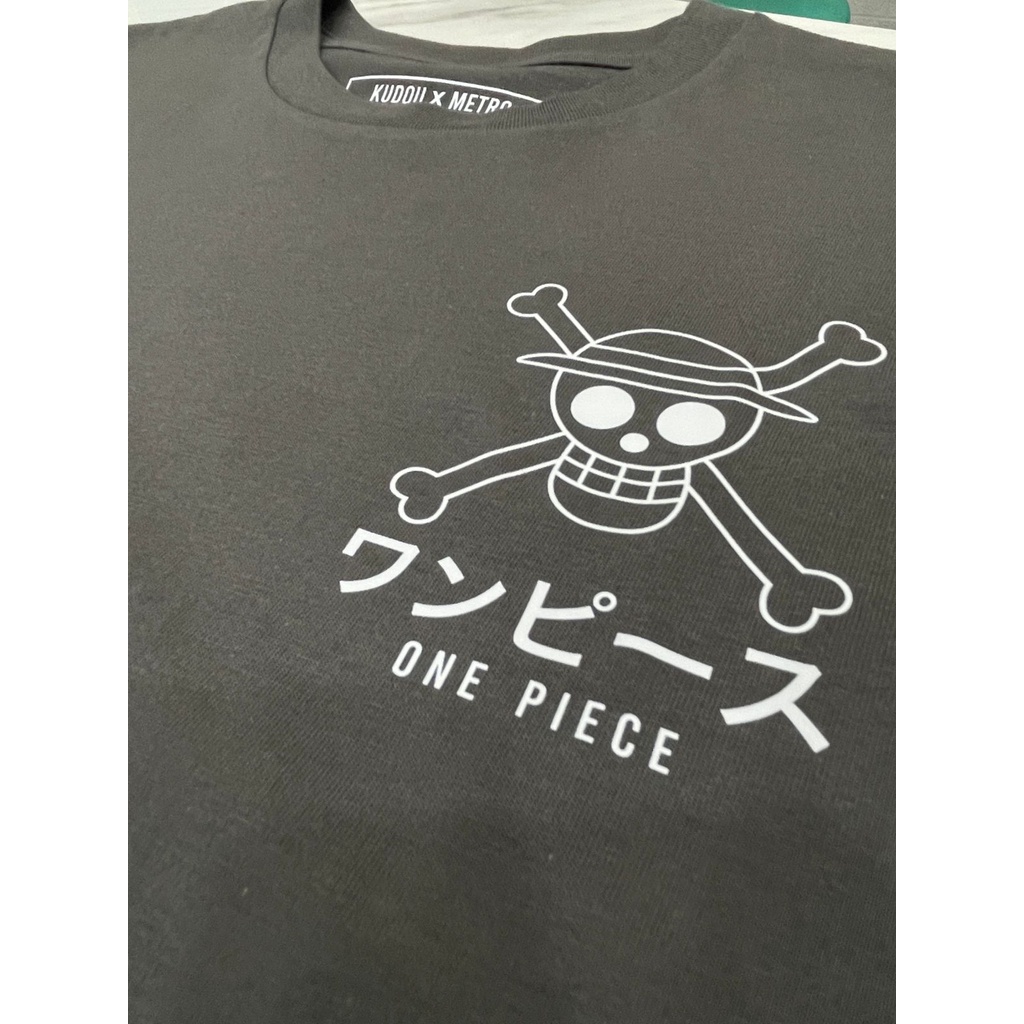 Tshirt Strawhat Crew Stripe Anime Manga One Piece Mugiwara Crew Kaos Nakama Bajak Laut King of Pirate