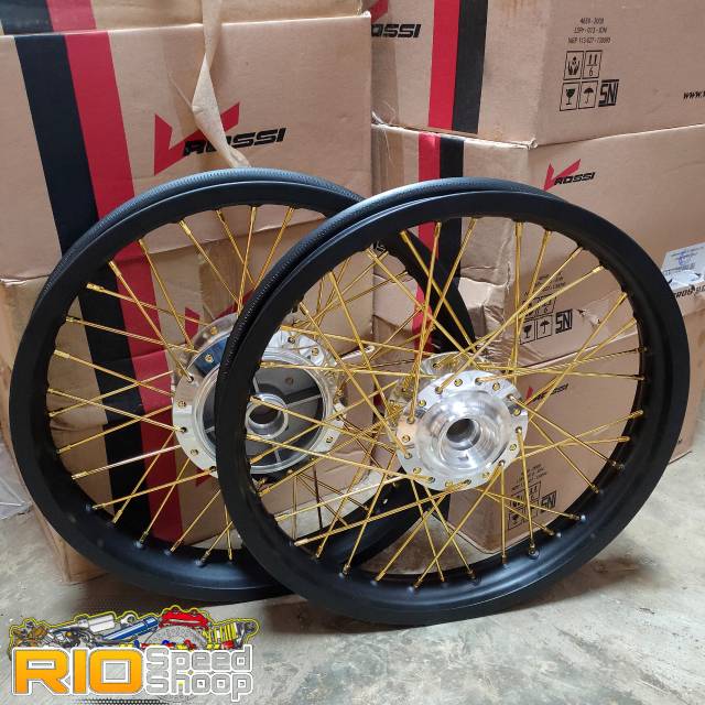 Velg Pelek RX KING Paketan Ring17 Tapak Lebar 185-215