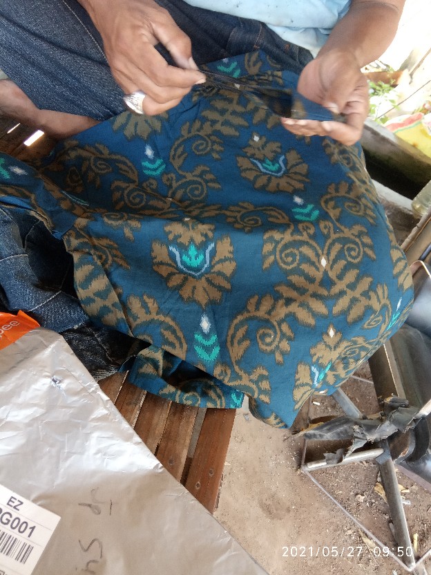 Kemeja Batik Ndoromesem Lengan Panjang Katun Halus Baturaden Prabu Kamulyan