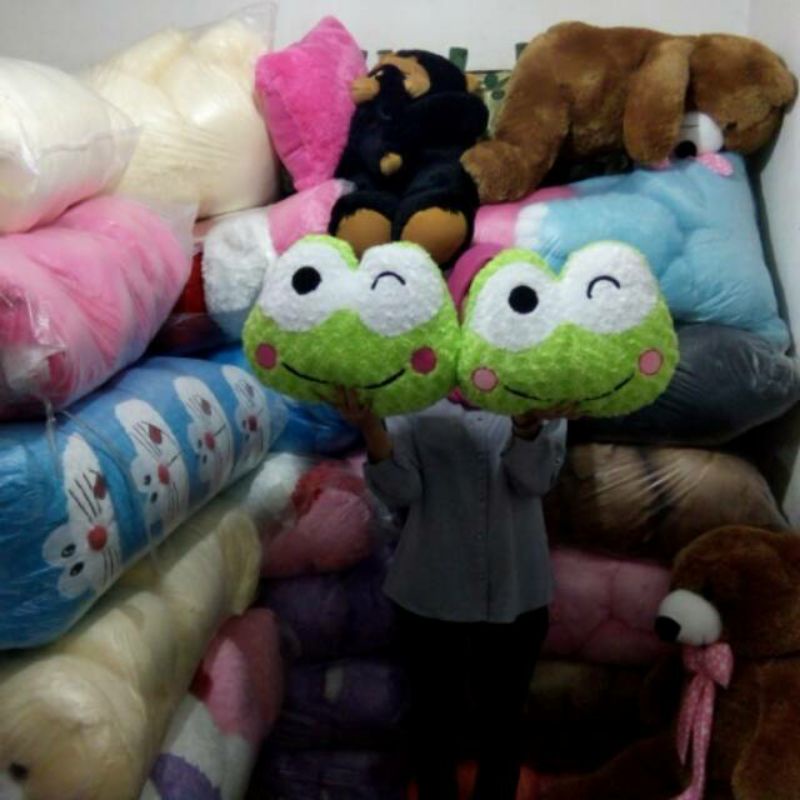 0Bantal keropi Bantal Kepala Keroppi Bulat Bulu Snail