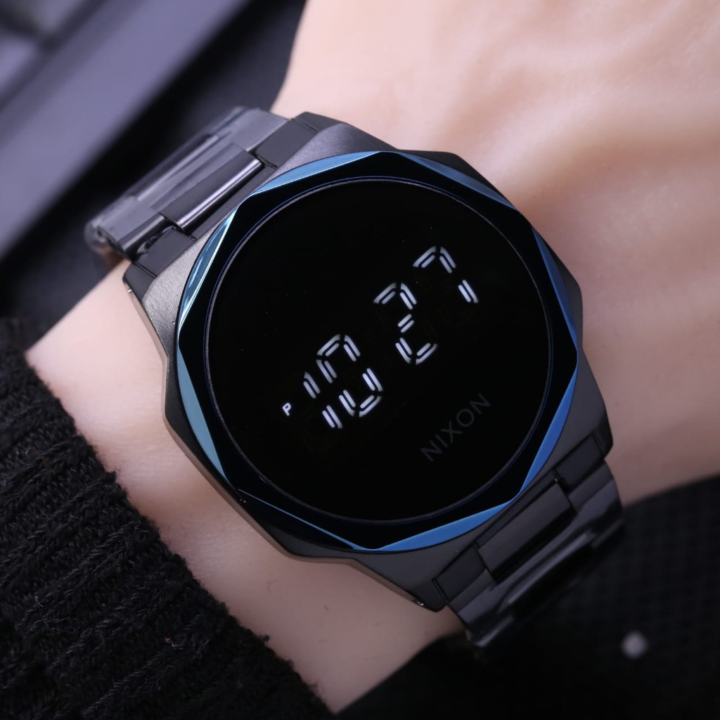 nixon touch screen watch