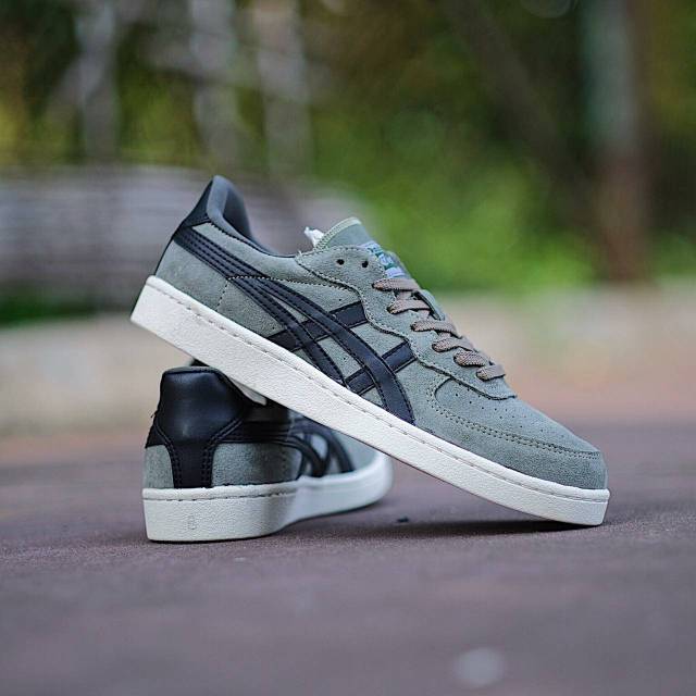 Original Asics Onitsuka Tiger Gsm Suede Olive Green Original Bnwb Shopee Indonesia