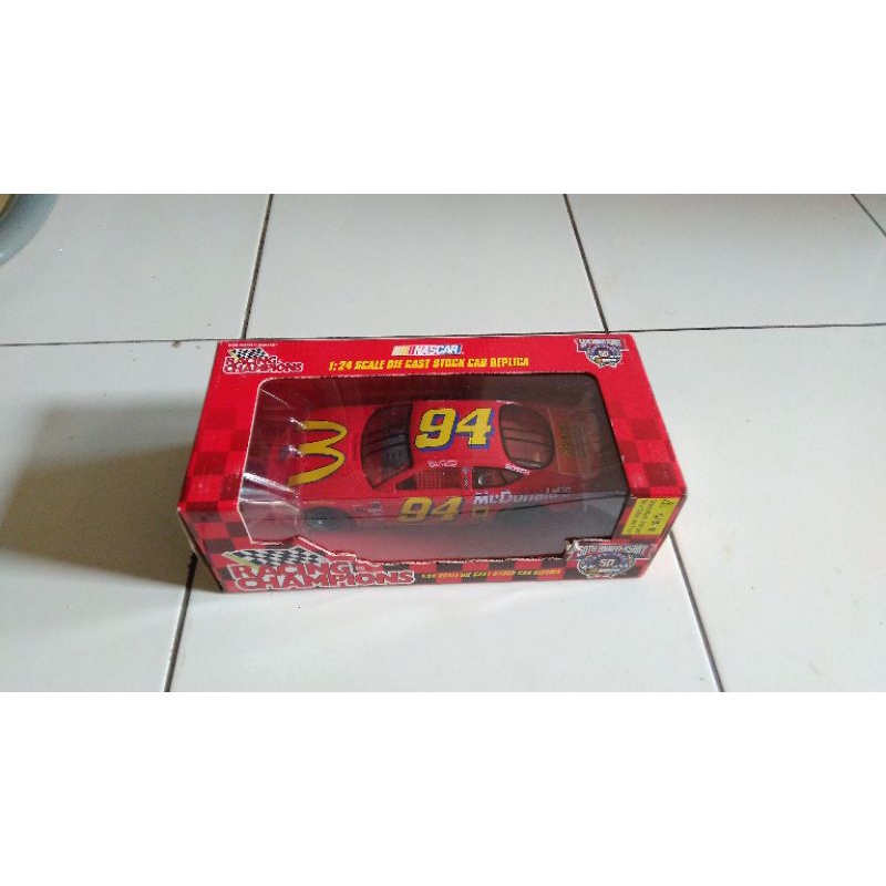 Diecast Nascar Racing Champions 1/24 #94 Bill Elliott 1998