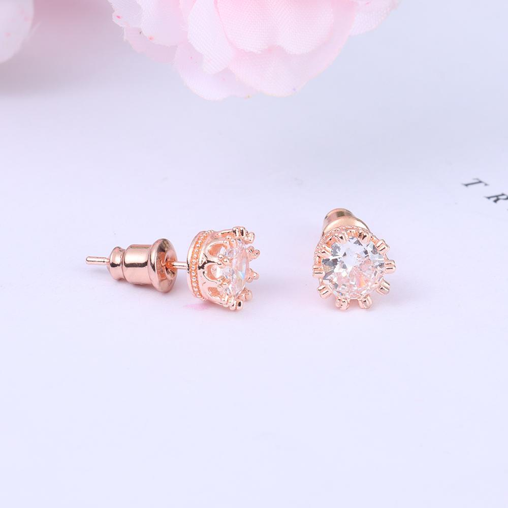 Lily 1pasang Anting Tusuk Trendy Wanita Pria Fashion Jewelry