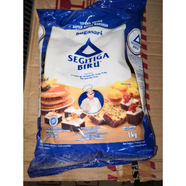 

Terigu segitiga biru prem 1kg protein sedang