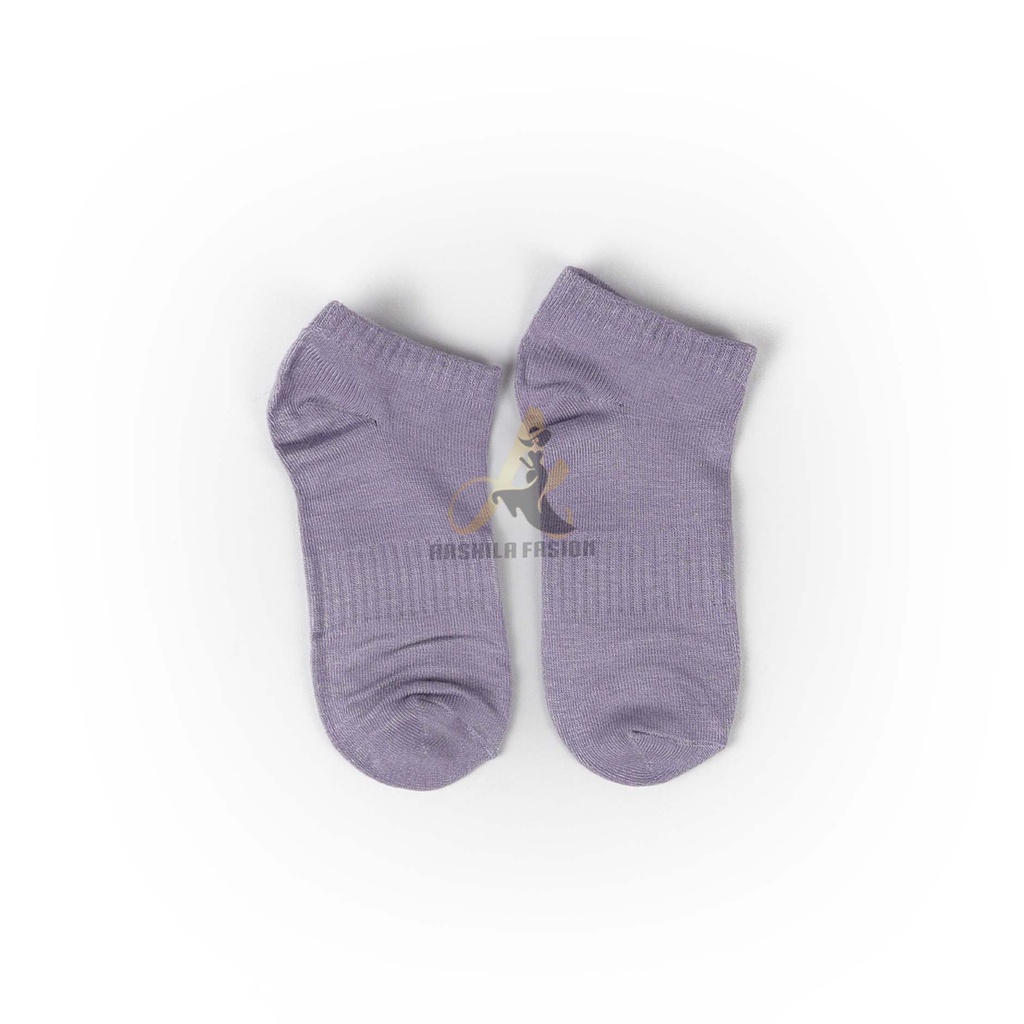 Kaos kaki semata kaki Anak Tanggung Sampai Remaja Polos