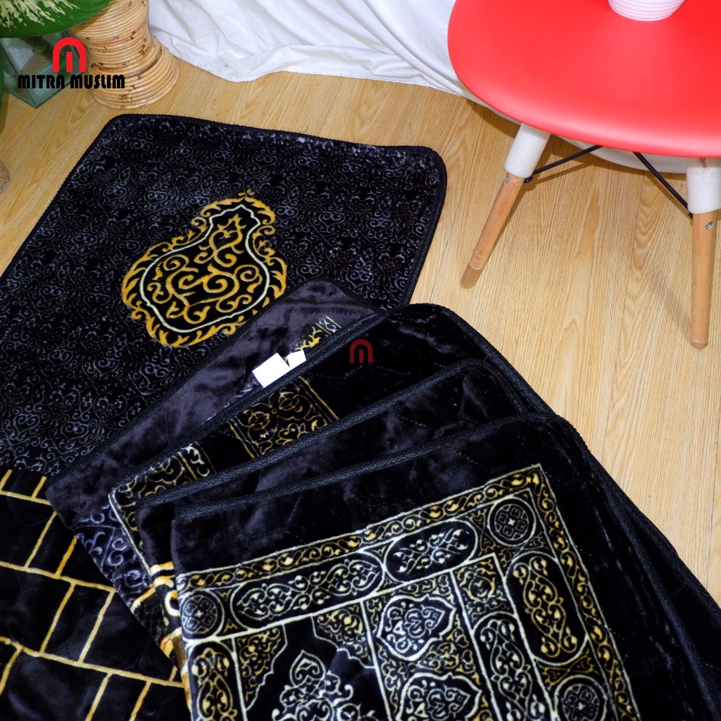 Sajadah Kiswah Bulu Tebal Premium (COD-BAYAR DITEMPAT) Ukuran 70 X 110 cm