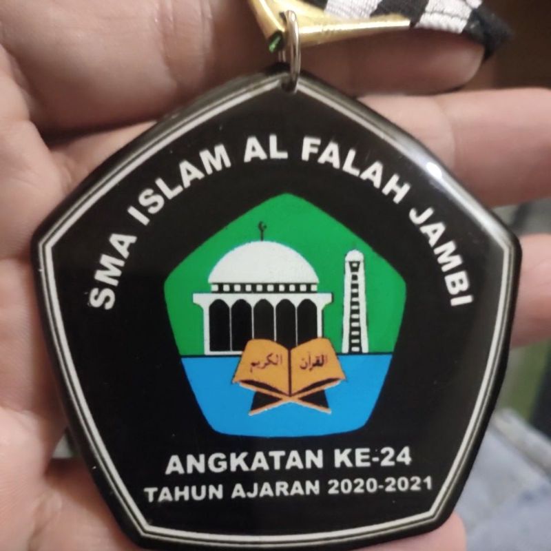 

medali segi lima bahan plat stainles stiker resin