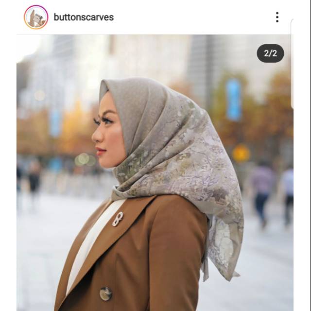 Buttonscarves NewYork Reborn Soho Preloved