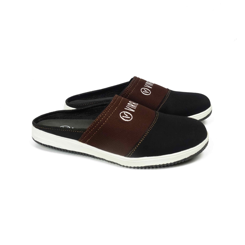 Sepatu Slop Pria Model Kasual Distro Harga Murah Original Virale Mamojo Store  CS 11 CK