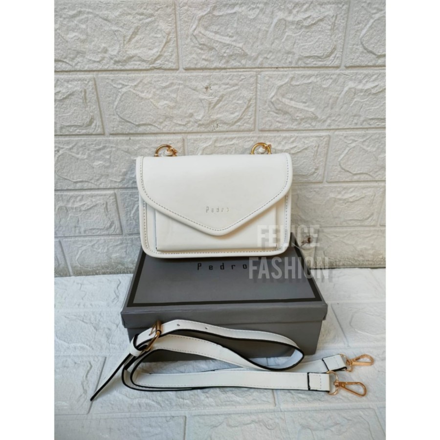 Pedro Layla White Slingbag / tas wanita