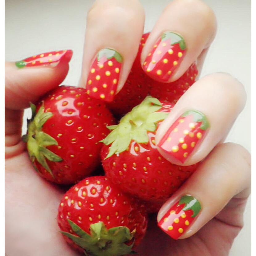 KUKU PALSU KARAKTER PRINTED NAILS KODE LUNA - STRAWBERRY
