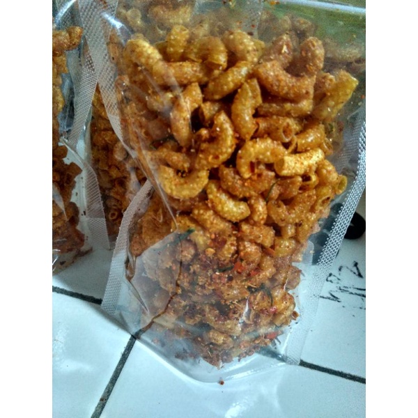 

Makaroni Bantet 100gr Renyah Gurih Pedas Mantul Cemilan Jajanan Makanan Ringan Homemade