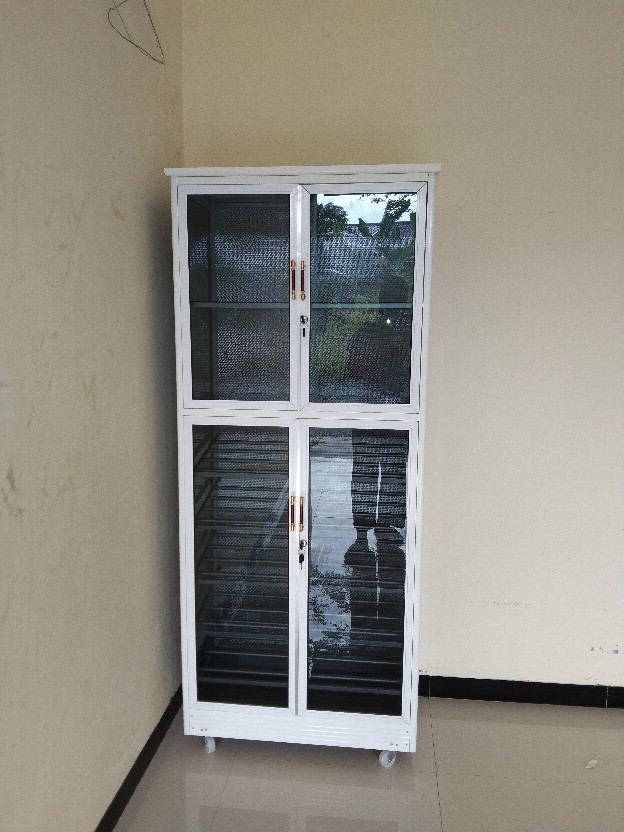 Rak Sepatu Dan Tas Aluminium Kaca (khusus Semarang)