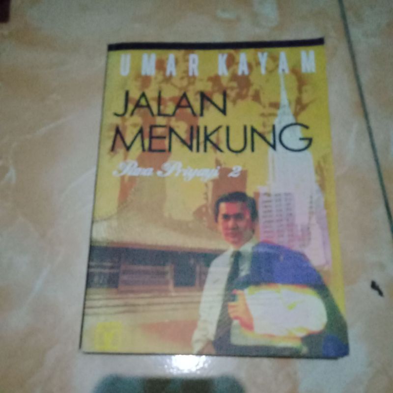 jalan menikung Umar kayam