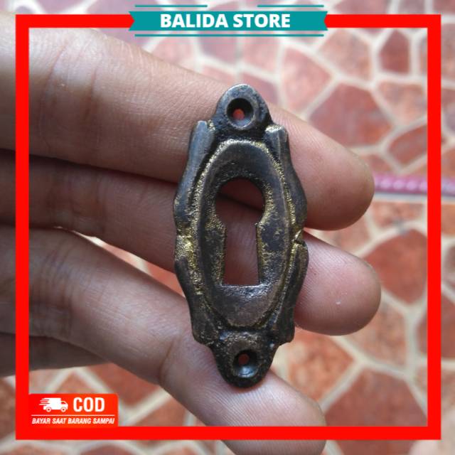 Lubang Kunci Lemari & Laci Kuningan Antik