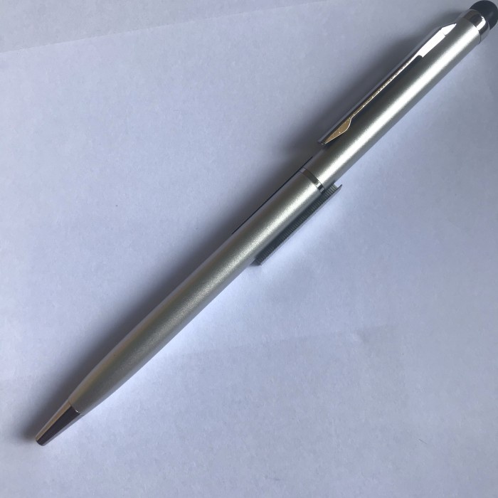 

Diskon Pulpen Besi / Pulpen Promosi Tipe Ici Stylus Silver + Kotak Trendi