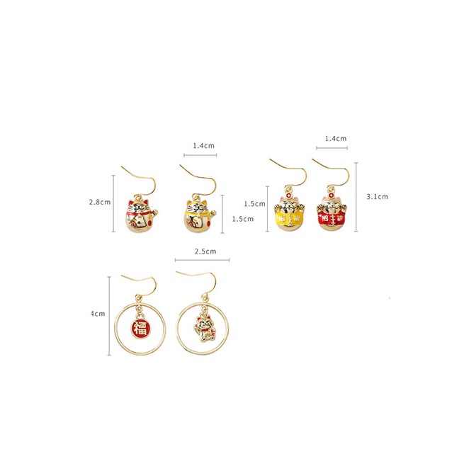 LRC Anting Gantung Fashion Golden Contrasting Lucky Cat Earrings D66129