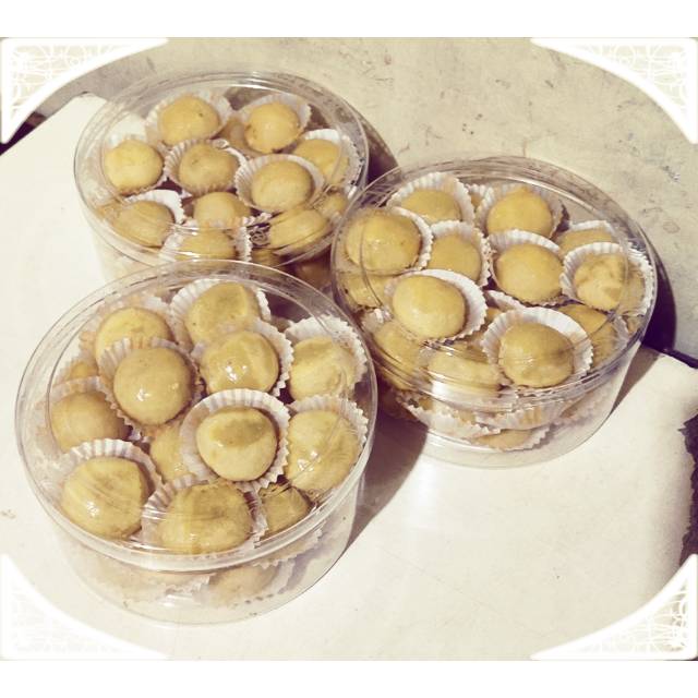 

Nastar isi Coklat Home Made 450gram