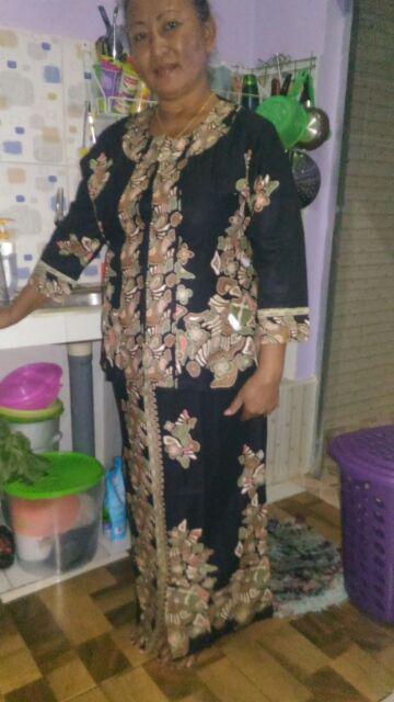 Sarimbit Setelan Batu