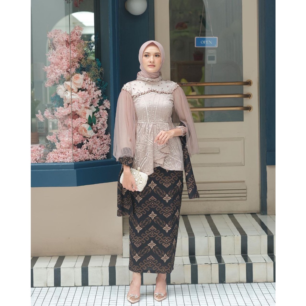 ( ORI ) Kebaya Batik Couple Vanilla Nude BONUS HIJAB Kebaya Wisuda Kebaya Lamaran Kebaya Couple modern