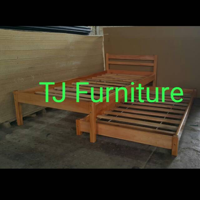 Ranjang kayu  Tempat tidur kayu No 2  uk 160 x 200cm 