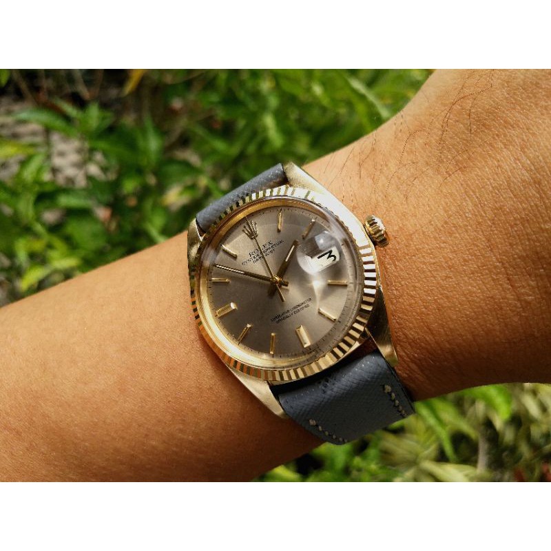 Original RARE Collectible 70s Vintage Rolex Oyster Perpetual Date Just 1601 solid 18k gold