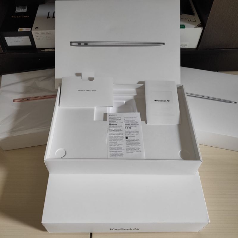 

Dus Box MacBook Air M1 2020 13 Inch A2337 Silver 100% Original