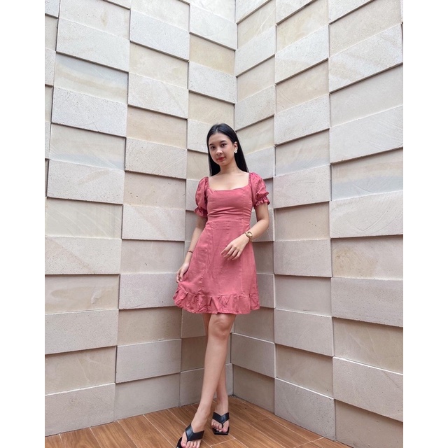 Magnum Dress Series 1
