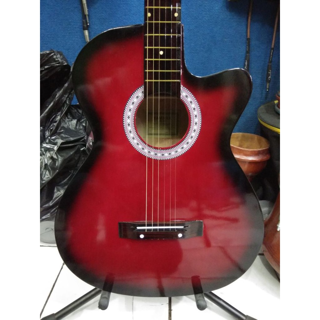 Gitar Akustik Warna Maroon Merk Yamaha Jakarta Murah Buat Belajar Pemula